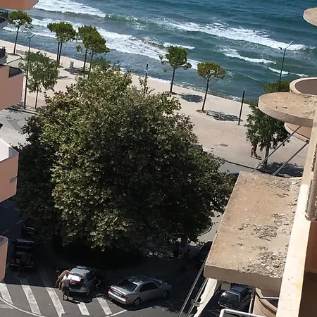 Lungomare View *